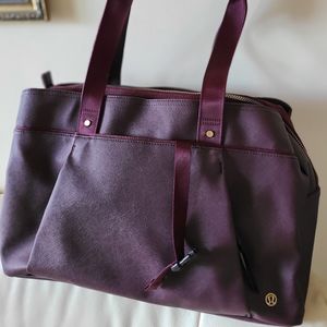Lululemon Duffle/On the Go Bag